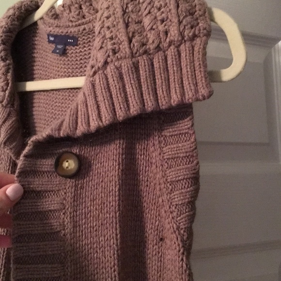 Brown sweater vest - Picture 3 of 3